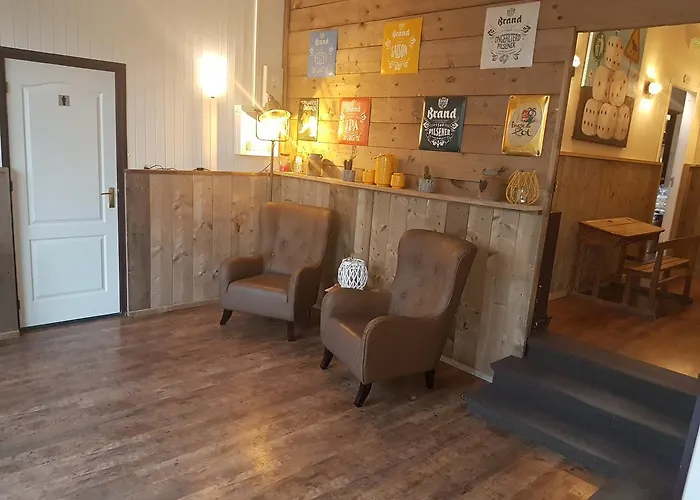 Отель Gasthoeve Het Valkennest 3*