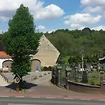 Gasthoeve Het Valkennest 3* Oud-Valkenburg